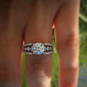 Beautiful Antique Ring!